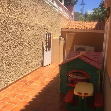 House With 3 Bedrooms In Candelaria, With Wonderful Sea View, Pool Acc 公寓 坎德拉里亚